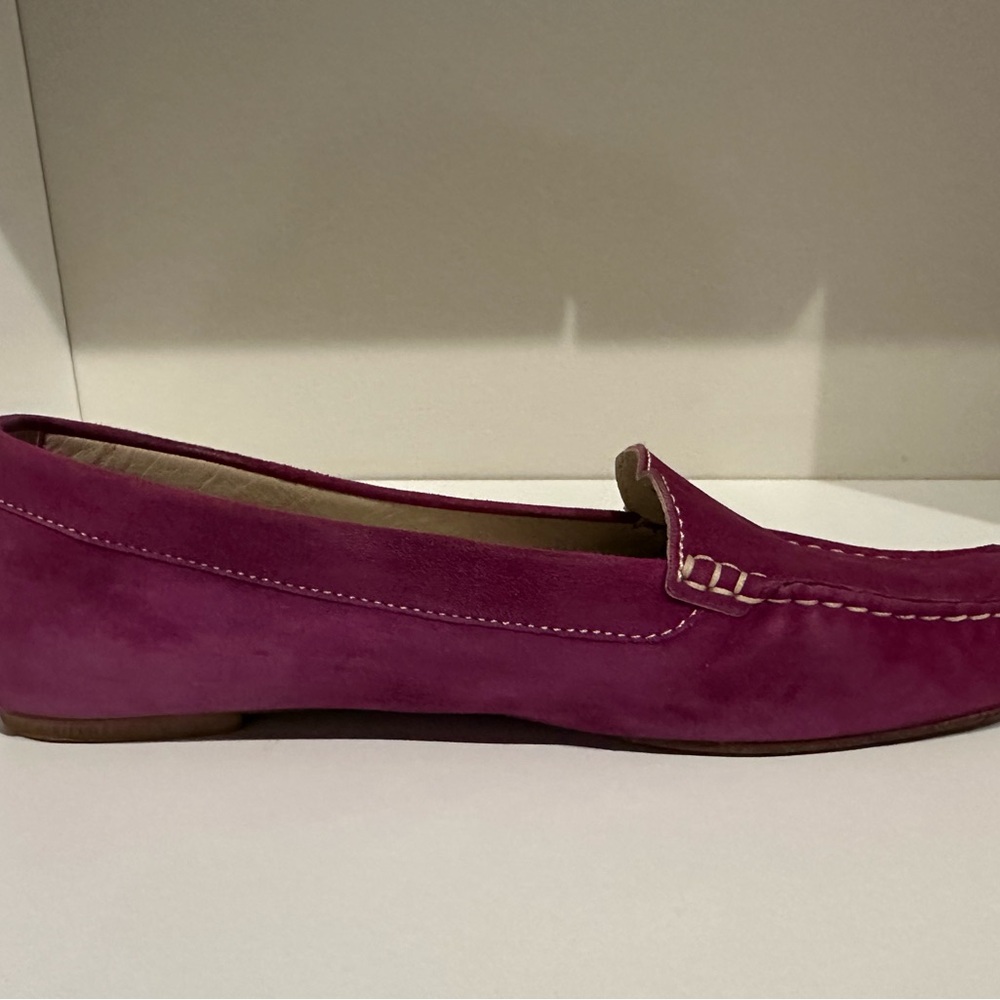 AGL Attilio Giusti Leombruni Suede Loafers – Fuchsia – Size 39 (US 9)